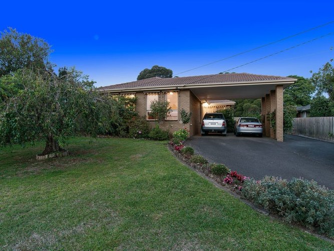 146 Hayrick Lane Mooroolbark 3138