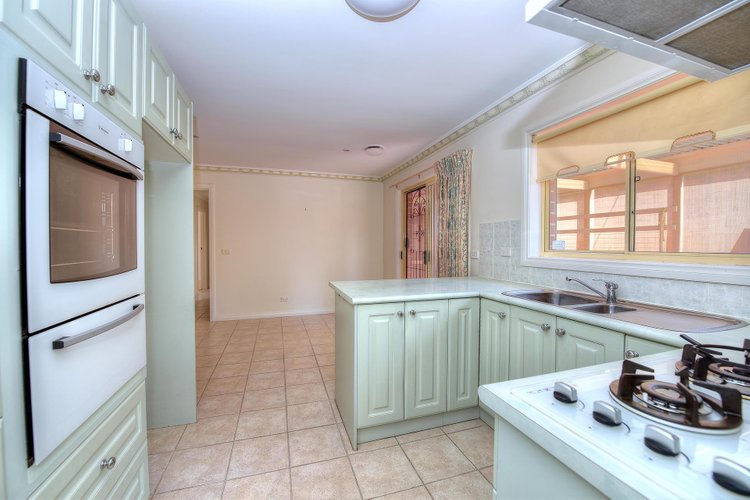 1/47 Panoramic Grove Glen Waverley 3150