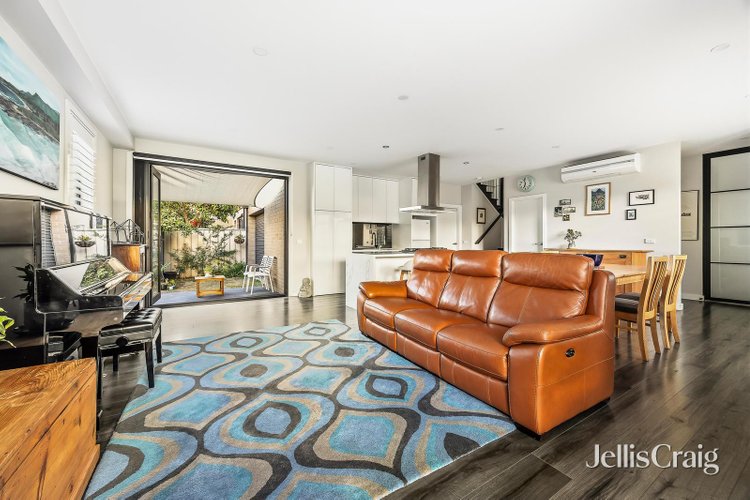 1/48 Coburg Street Coburg 3058