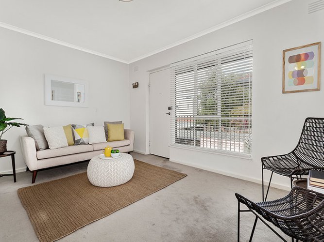14 8 Robert Street Elwood 3184