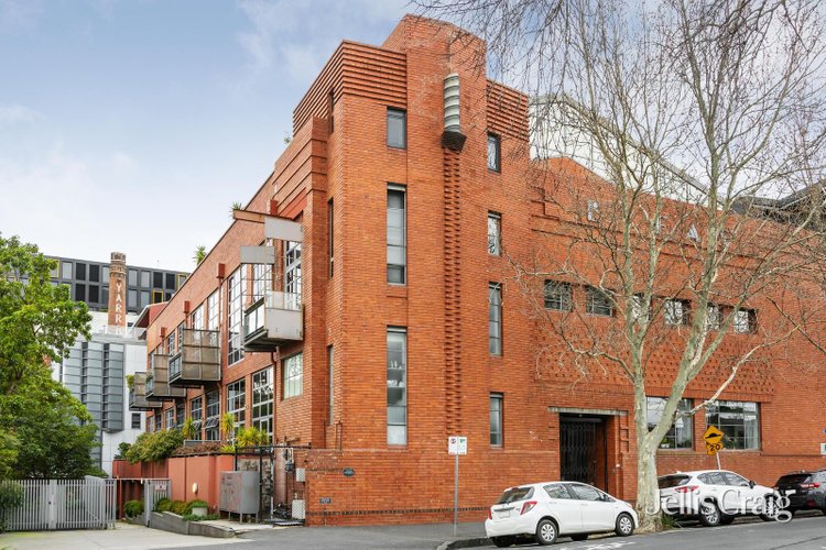 14 8 Trenerry Crescent Abbotsford 3067