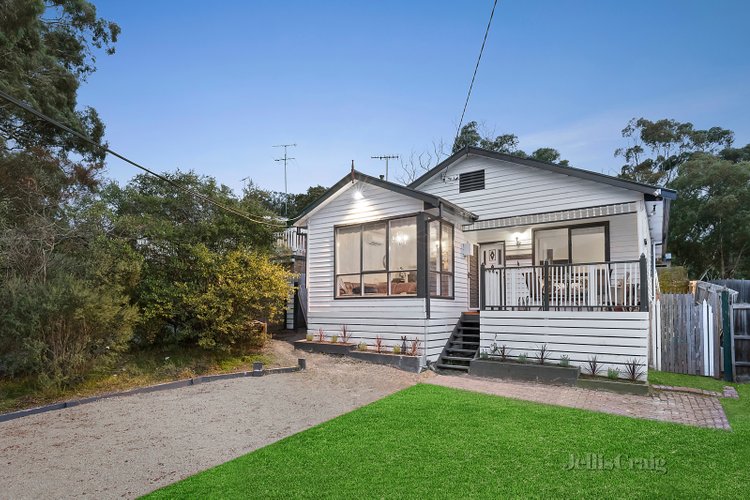 1/49 Beard Street Eltham 3095