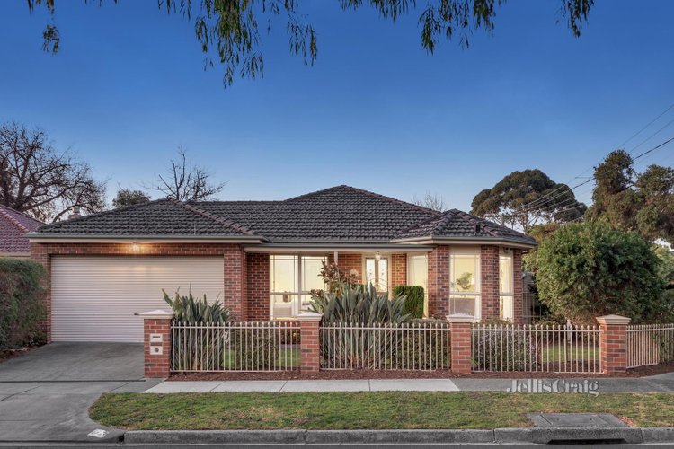 1 49 Irving Street Mount Waverley 3149