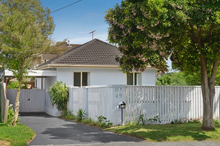 1/49 Jingella Avenue Ashwood 3147