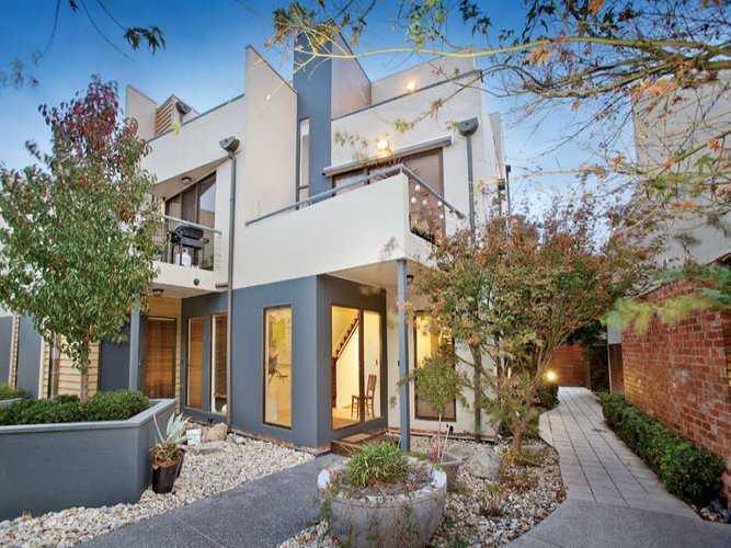 14 97-101 Cruikshank Street Port Melbourne 3207