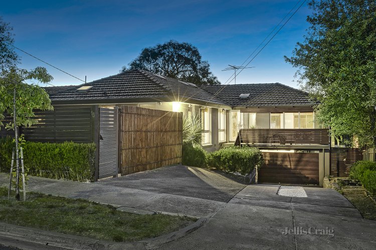 15 Arapilles Drive Templestowe Lower 3107