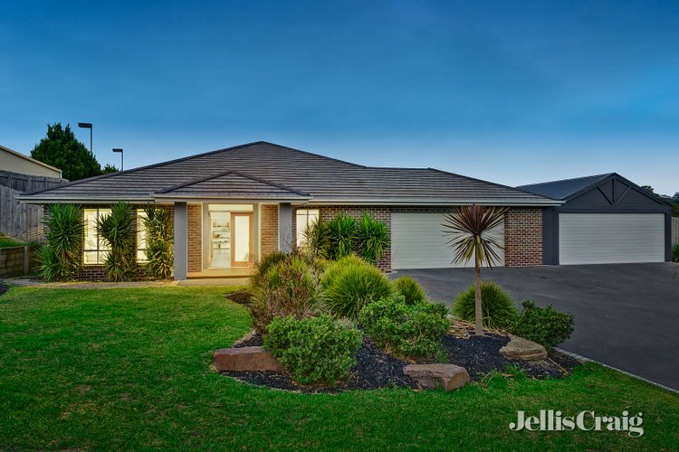 15 Bellbird Drive Lilydale 3140