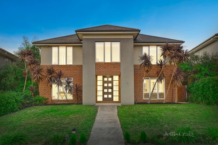 15 Bentham Court Burwood 3125