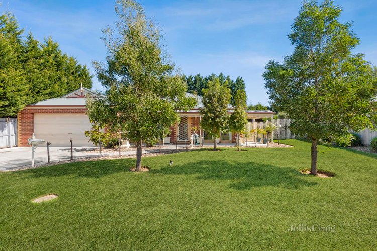 15 Bronte Court St Albans Park 3219