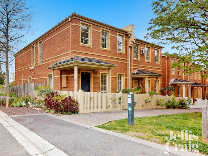 15 Carnell Place Balwyn North 3104
