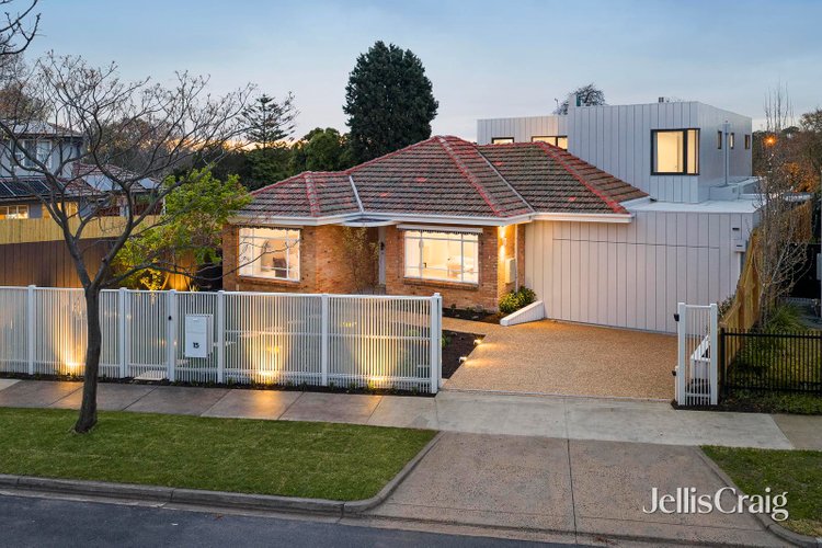 15 Castella Street Ivanhoe East 3079