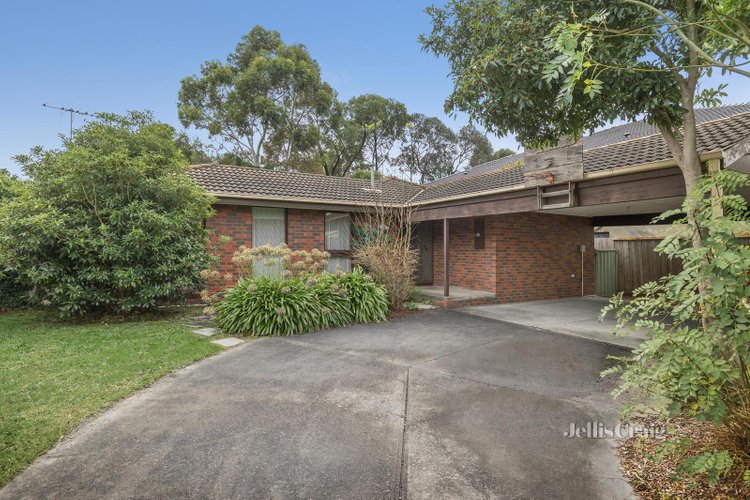15 Chapman Boulevard Glen Waverley 3150