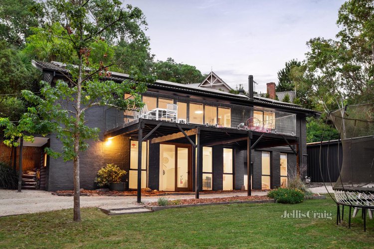 15 Dingley Dell Road North Warrandyte 3113