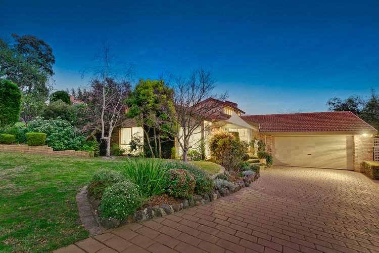 15 Dwyer Court Donvale 3111