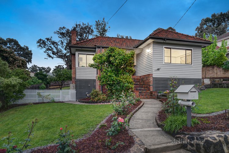 15 Ellen Court Greensborough 3088