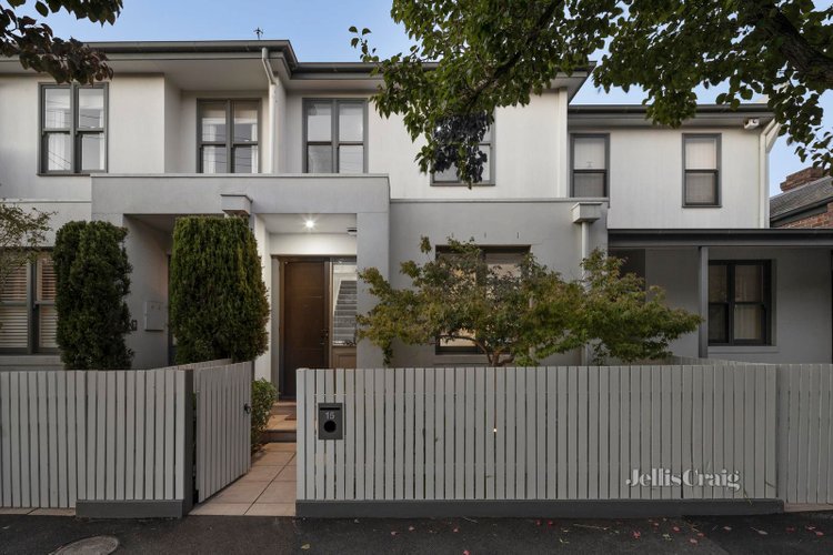 15 Erica Street Prahran 3181