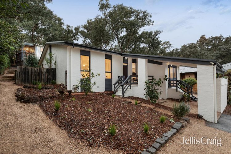 15 Fairdell Crescent Hurstbridge 3099