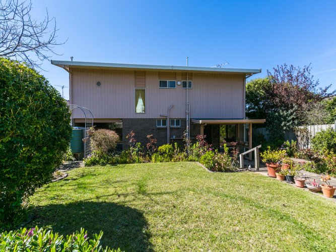 15 Follett Street, Torquay