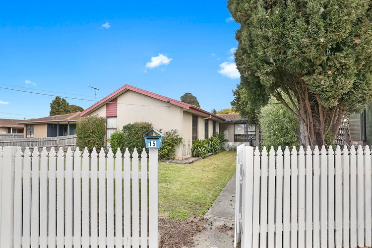 15 Freedom Court Whittington 3219