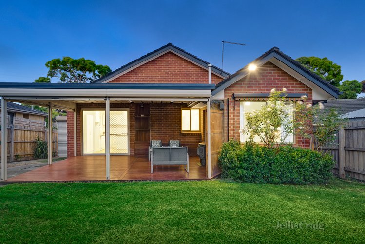 15 Gabonia Avenue Watsonia 3087