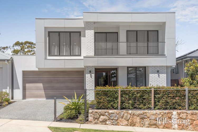 15 Gallagher Crescent Lilydale 3140