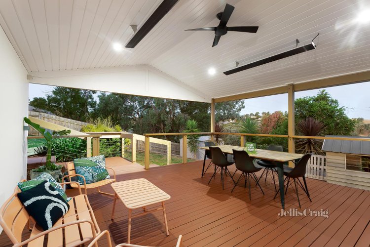 15 Harrap Court Diamond Creek 3089
