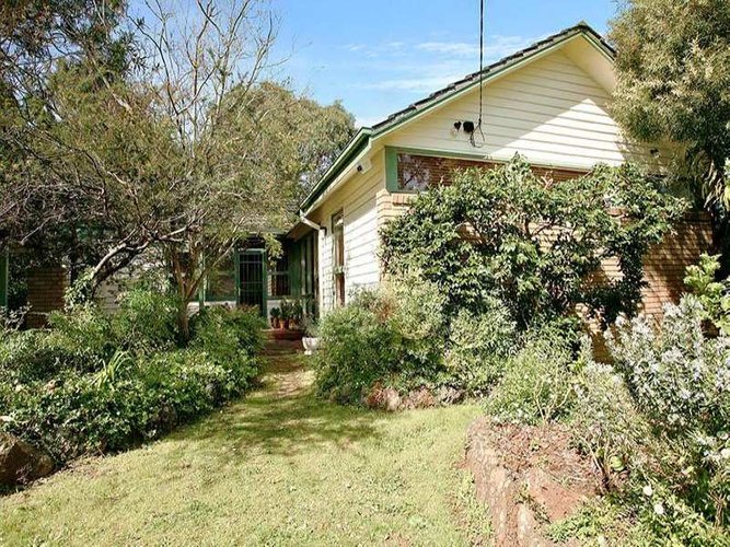 15 Hopetoun Street Mitcham 3132