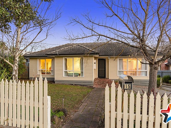 15 Kalimna Street Mooroolbark 3138