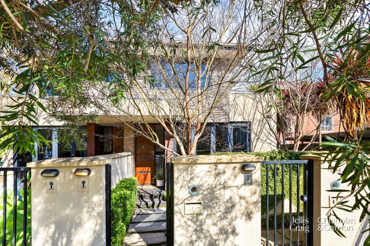 1 5 Knight Street Elwood 3184