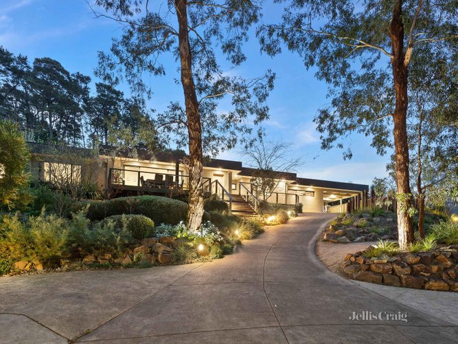 15 Larne Avenue Donvale 3111