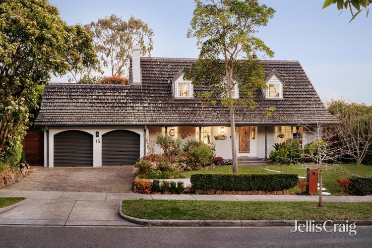 15 Lawanna Drive Templestowe 3106