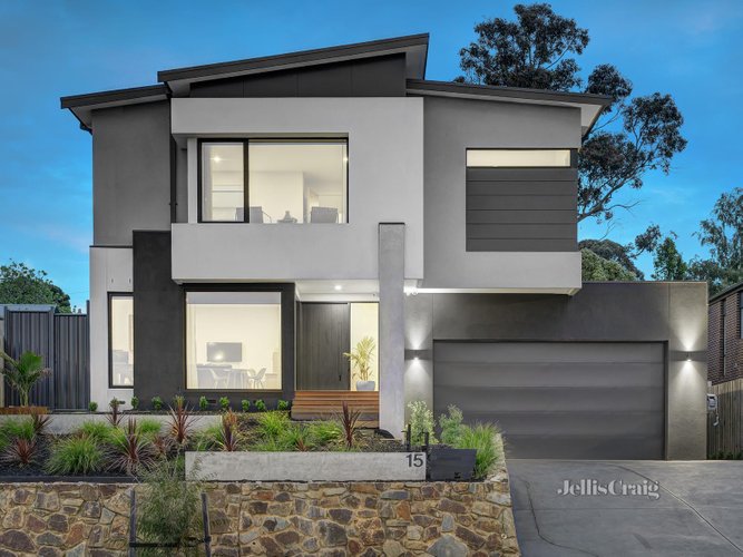 15 Locksley Road Chirnside Park 3116