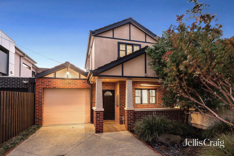 15 Loranne Street Bentleigh 3204