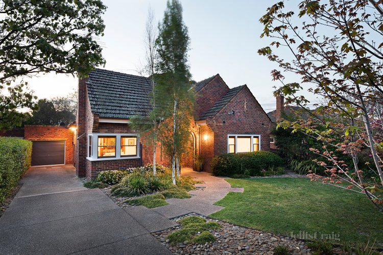 15 Magnolia Road Ivanhoe 3079