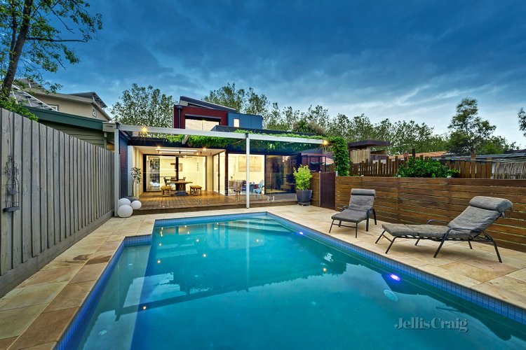 15 Main Street Northcote 3070