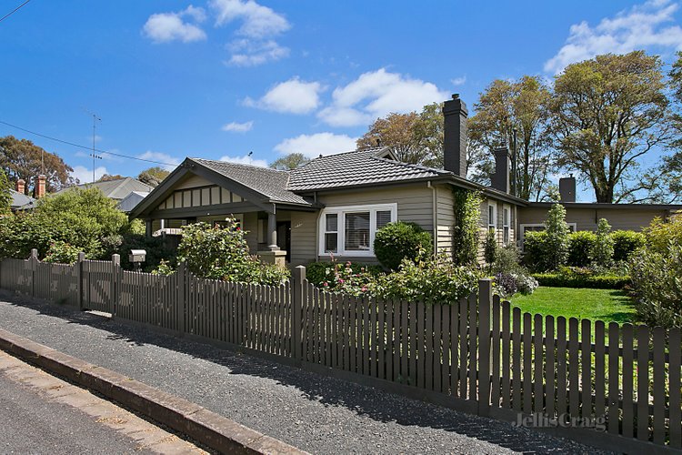 15 Mair Street Kyneton 3444
