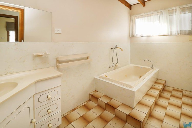 15 McLeod Street, Orbost