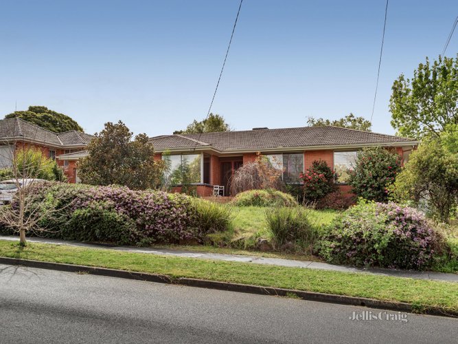 15 Meadowbank Avenue Doncaster 3108