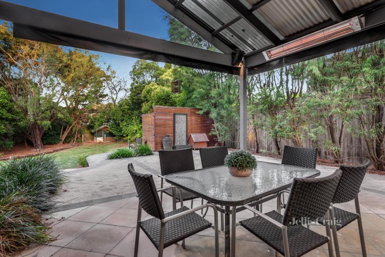15 Milne Street Mitcham 3132