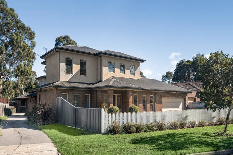 1 5 Moana Drive  Mooroolbark 3138