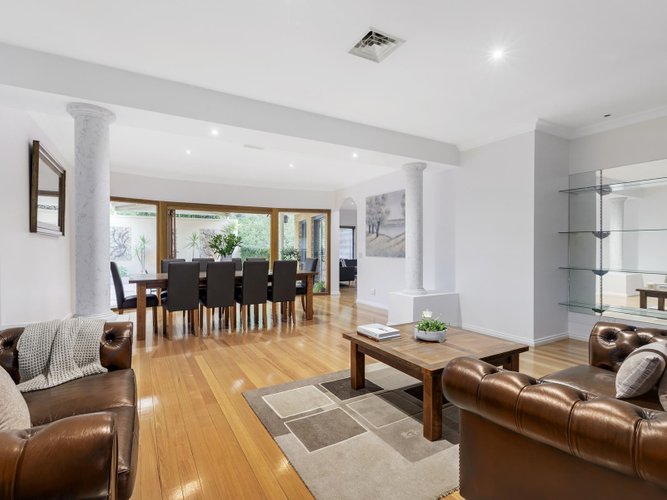 15 Nathan Road Eltham 3095