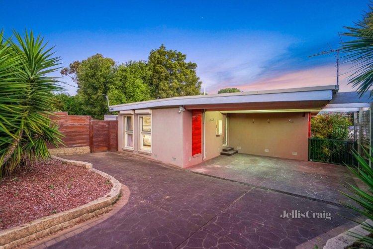 15 New Street Boronia 3155