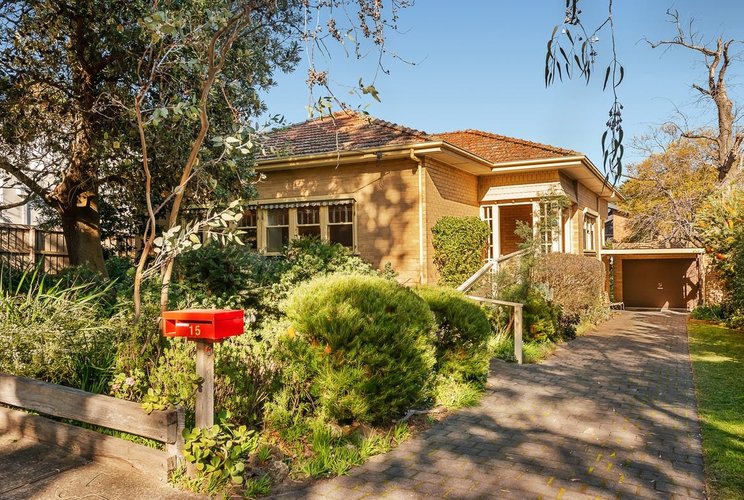 15 Olinda Street  Caulfield South 3162