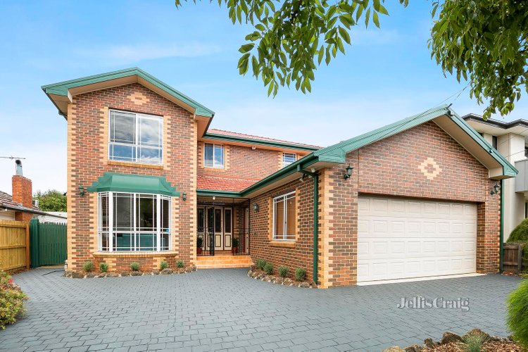 15 Roland Avenue Strathmore 3041
