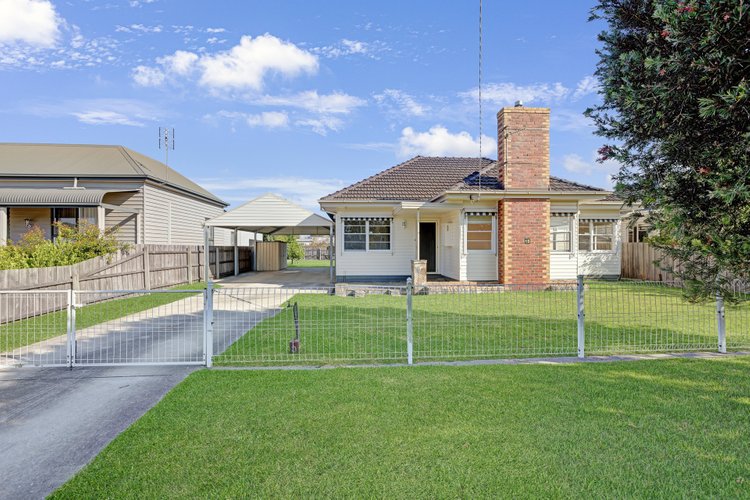 15 Ross Street, Bairnsdale
