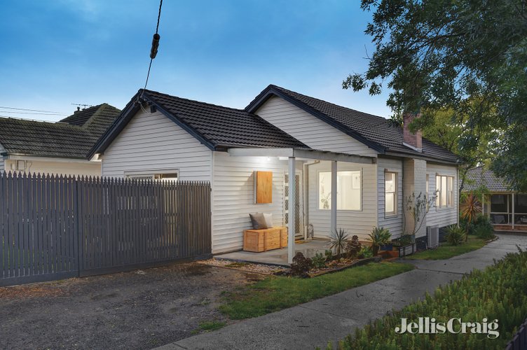 1/5 Royal Avenue Heathmont 3135
