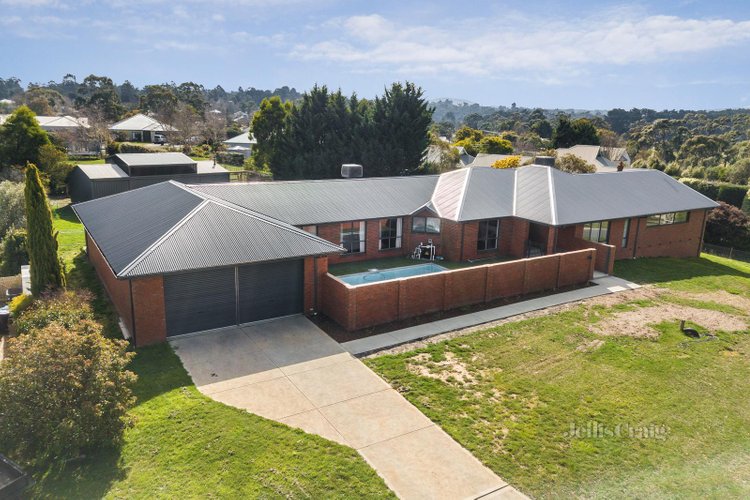15 Samuel Court Woodend 3442