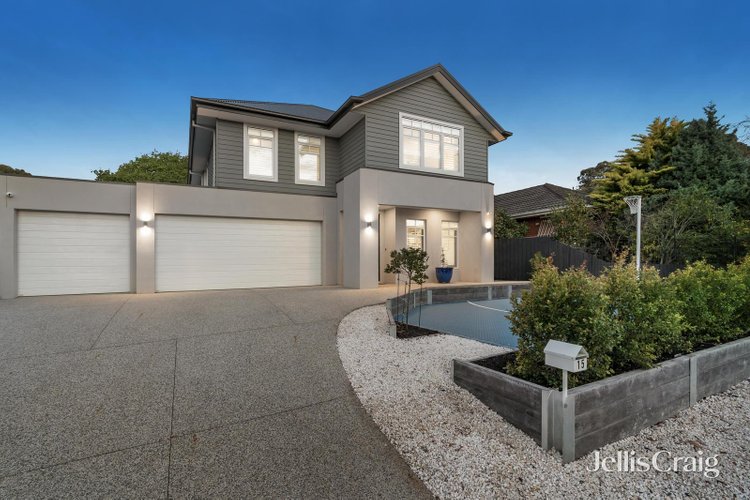 15 Samuel Road Blackburn South 3130