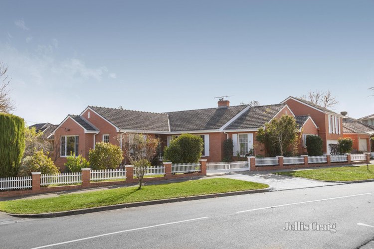 15 Stroma Avenue Balwyn North 3104