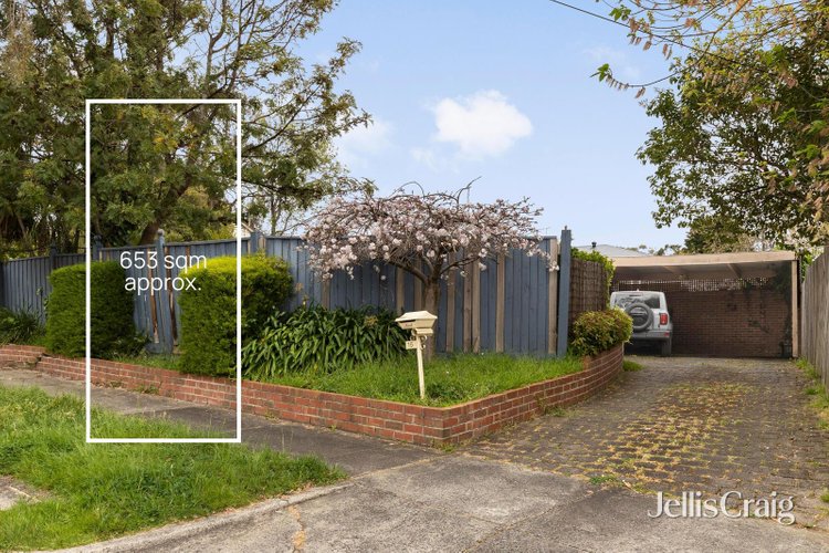 15 Trenton Avenue Glen Waverley 3150